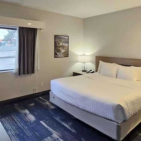Edgewater Inn And Suites, Ascend Hotel Collection Coos Bay Exterior foto