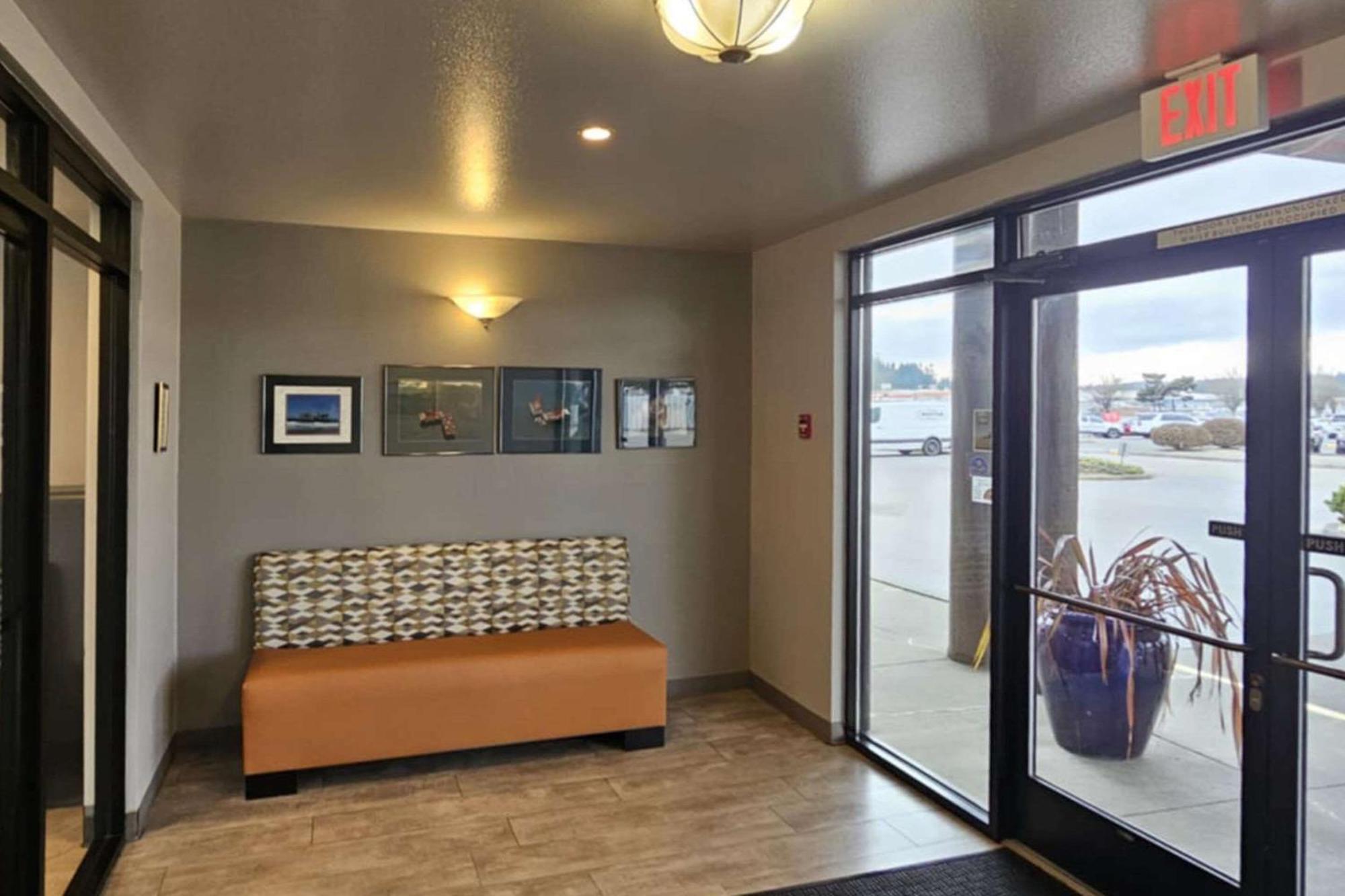 Edgewater Inn And Suites, Ascend Hotel Collection Coos Bay Exterior foto
